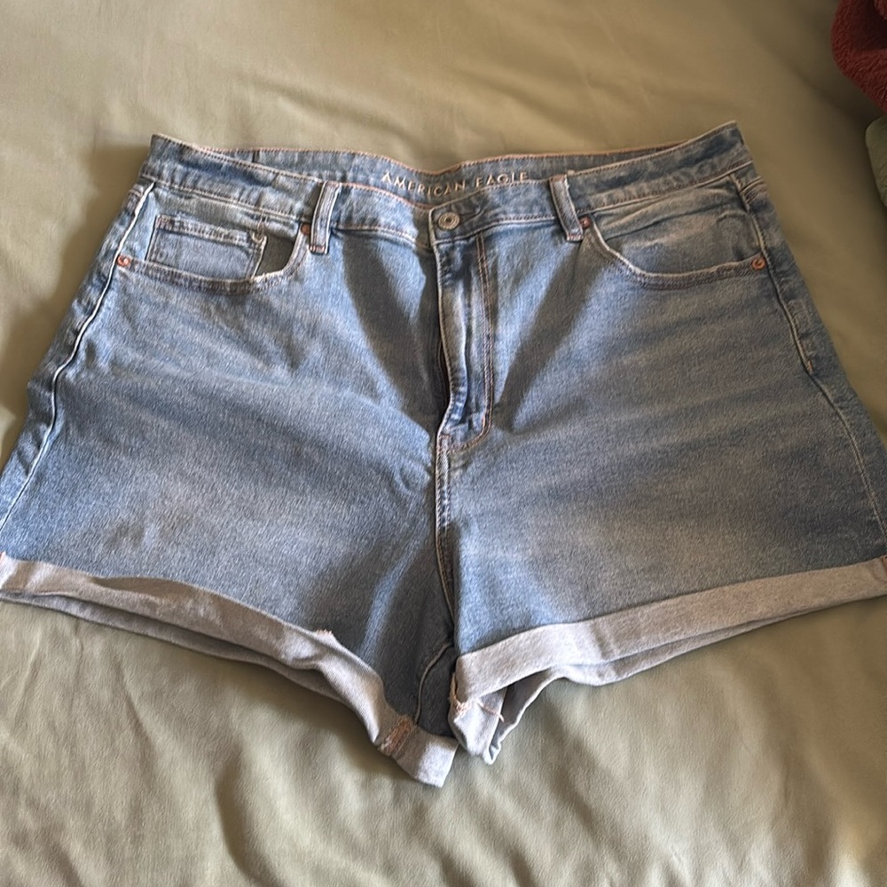 American Eagle Mom Jean Shorts